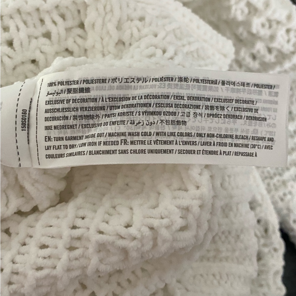 Abercrombie & Fitch Medium White Turtleneck Sweater - Picture 8 of 8